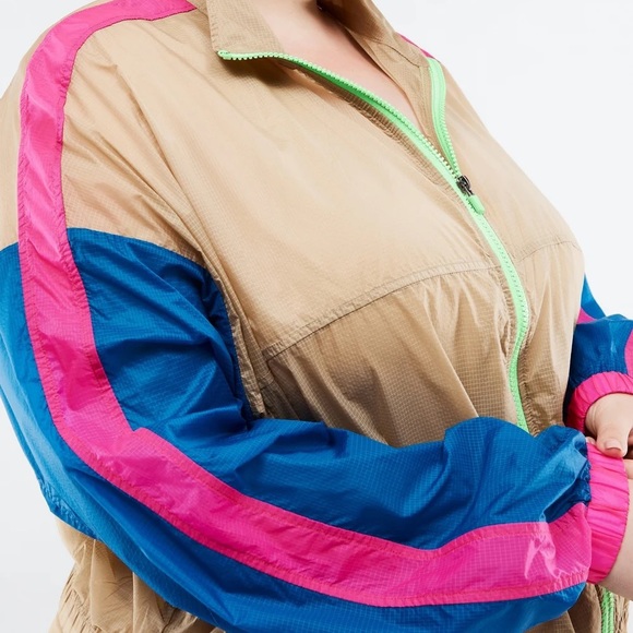 Fabletics ‘Payton’ Jacket + Shorts Set - Picture 3 of 5